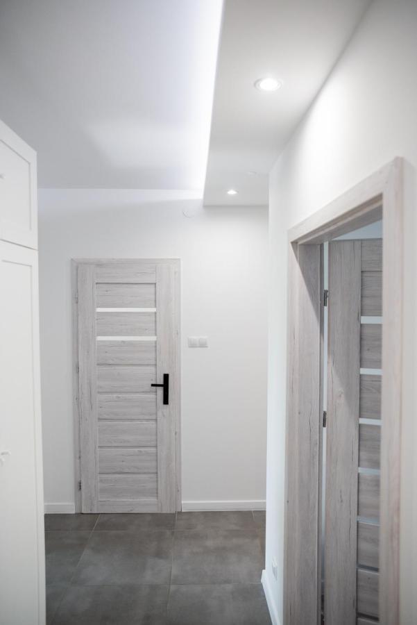 Apartament Blisko Wszedzie Ostrowiec Swietokrzyski Bagian luar foto